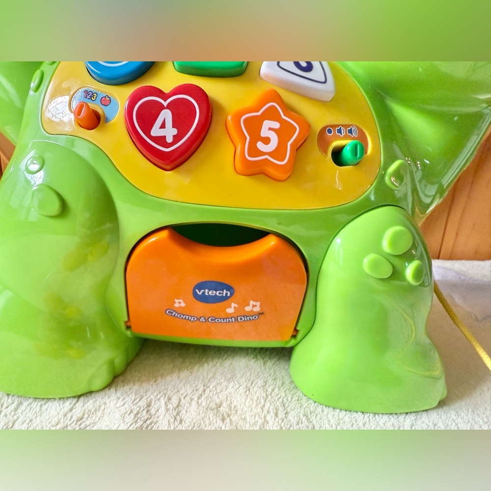 VTech Baby Feed Me Dino Musical Baby Toy with Numbers Counting Music & Shapes - Picture 6 of 10